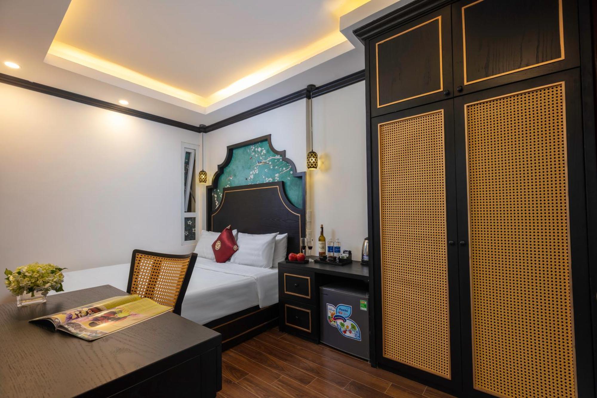 Queen Light Hotel Hanoi Eksteriør billede