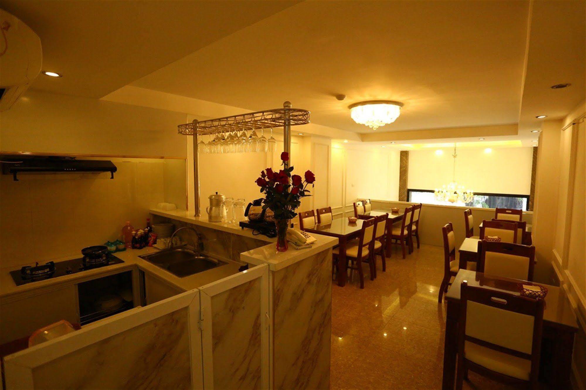 Queen Light Hotel Hanoi Eksteriør billede